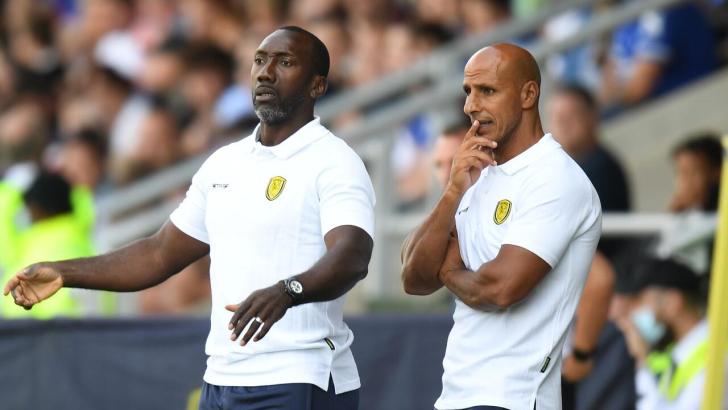 Jimmy Floyd Hasselbaink Burton manager 